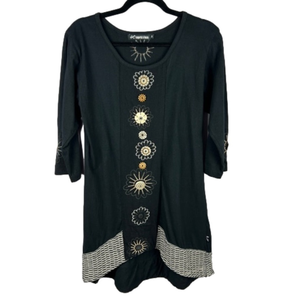 Leopards & Roses Boho Lagenlook Floral Embellished Tunic Top Medium Black